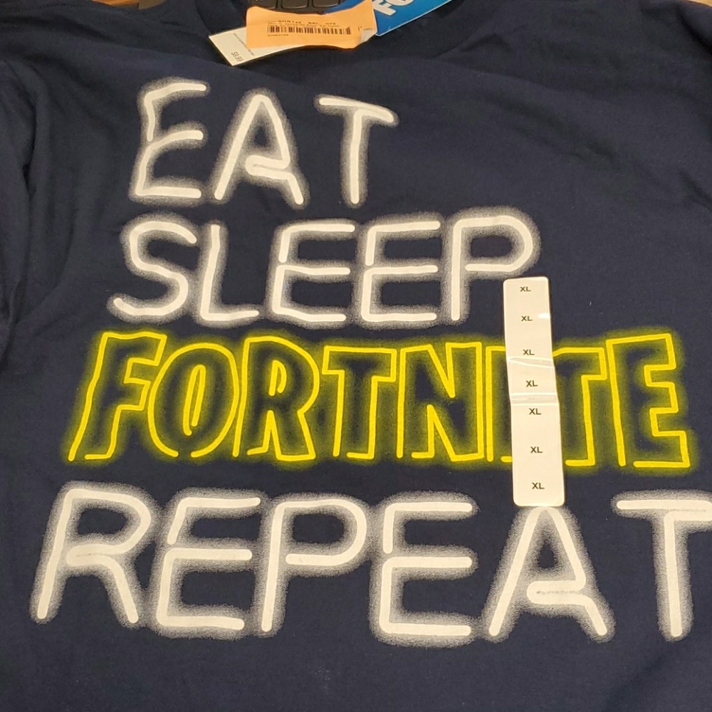 Fortnite t-shirt